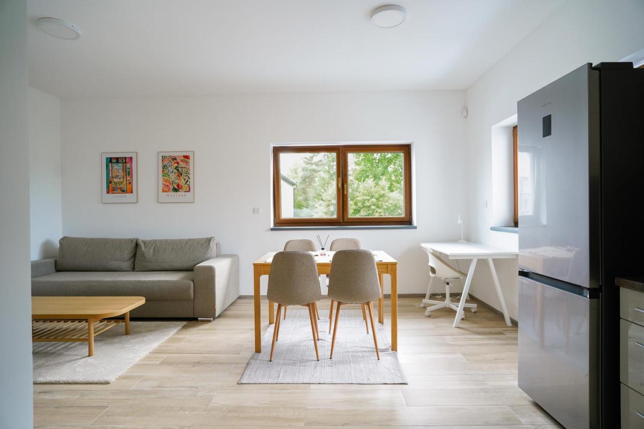 The Dante Villa Apartments Прага Экстерьер фото