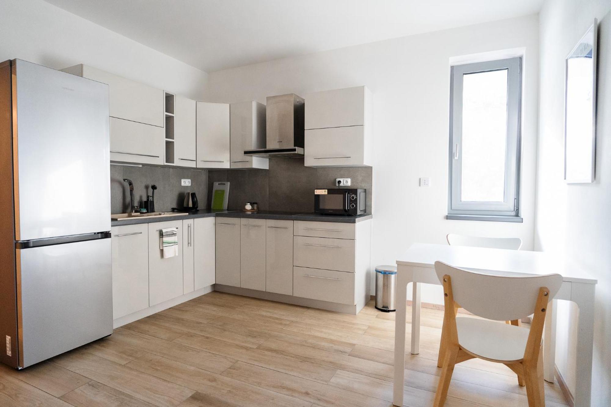 The Dante Villa Apartments Прага Экстерьер фото