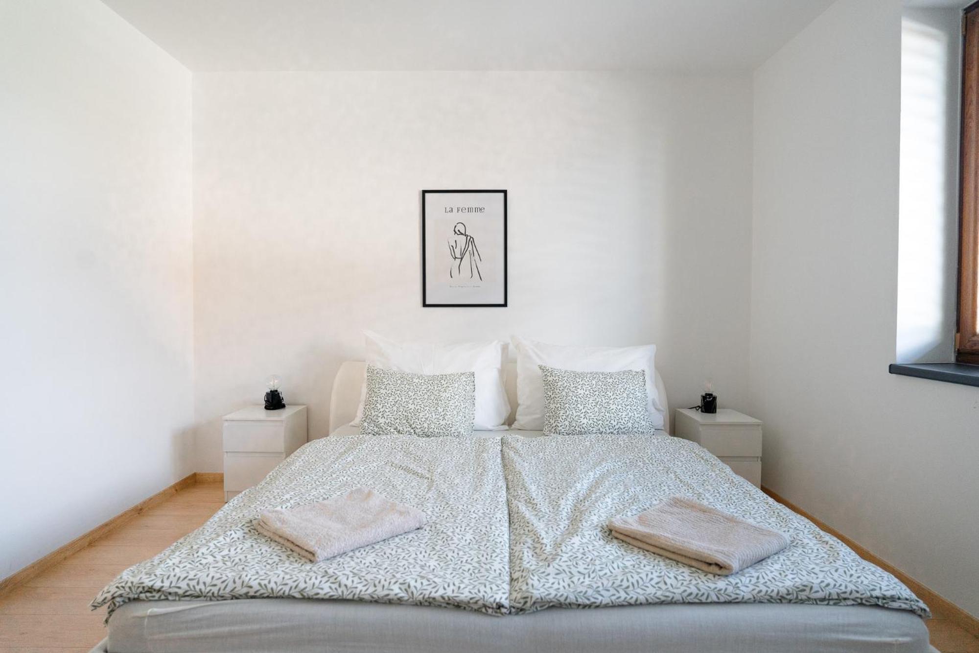 The Dante Villa Apartments Прага Экстерьер фото