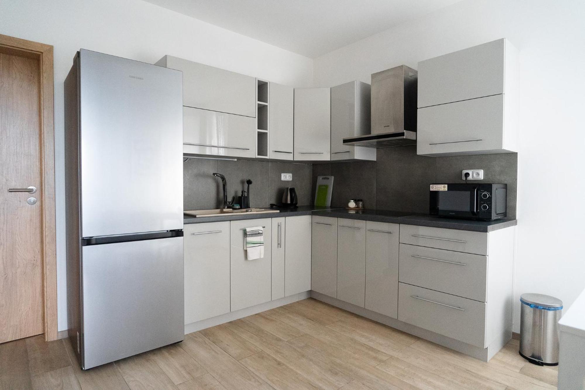 The Dante Villa Apartments Прага Экстерьер фото
