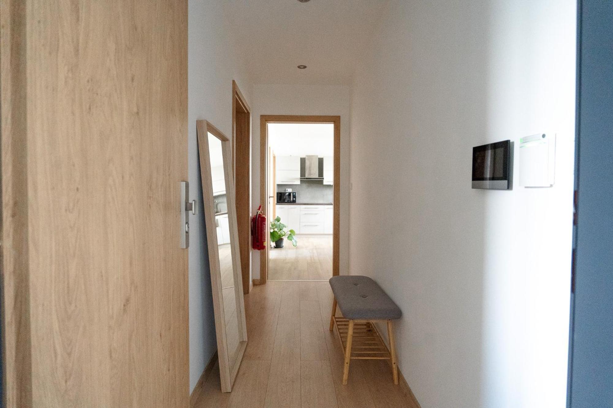 The Dante Villa Apartments Прага Экстерьер фото
