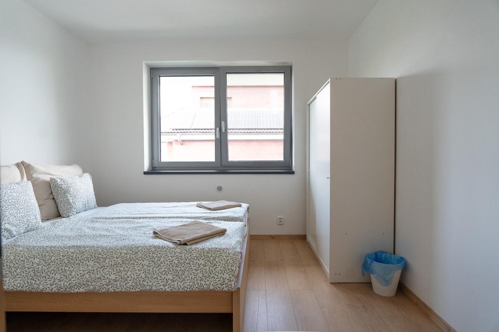 The Dante Villa Apartments Прага Экстерьер фото
