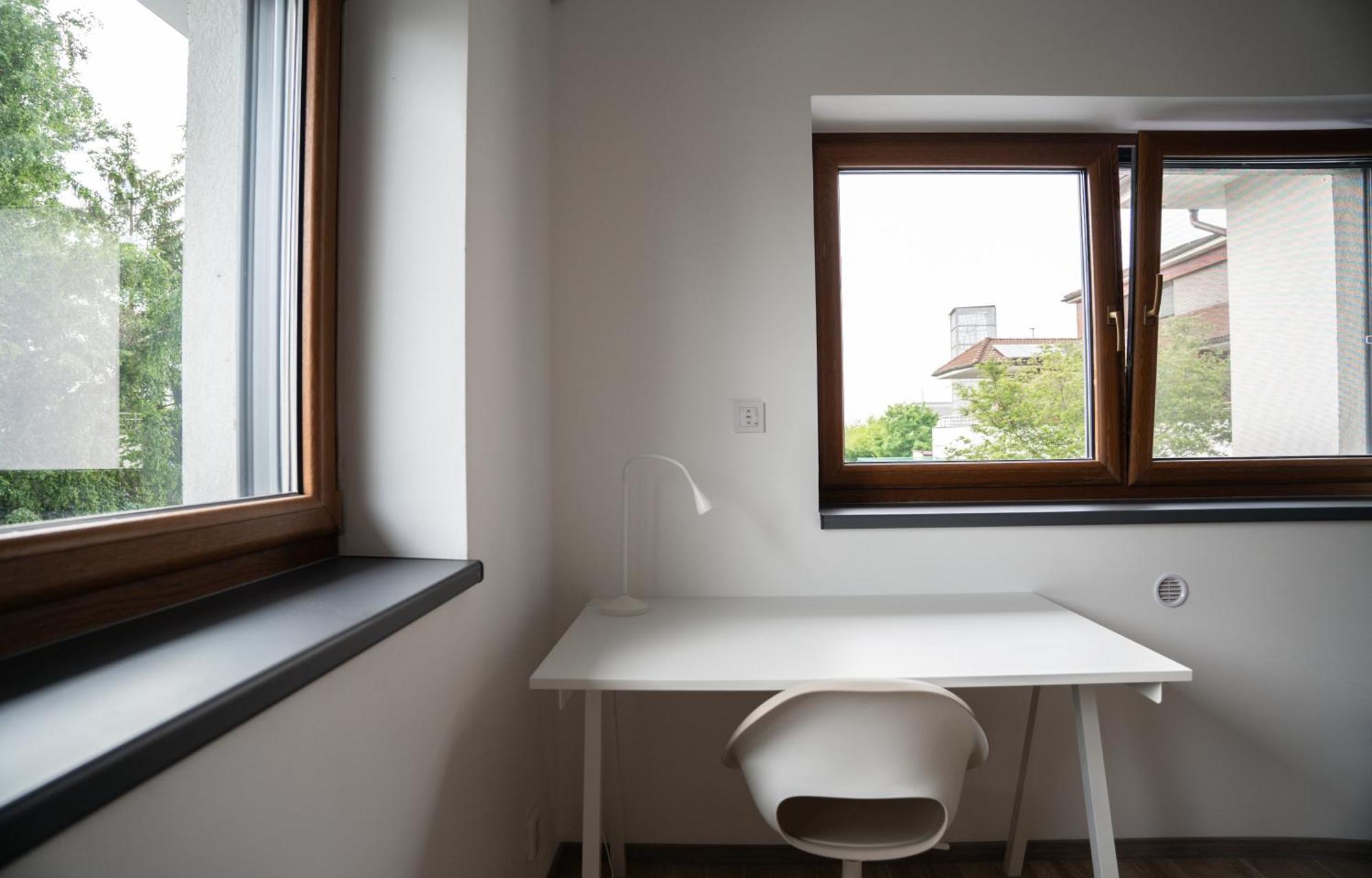 The Dante Villa Apartments Прага Экстерьер фото