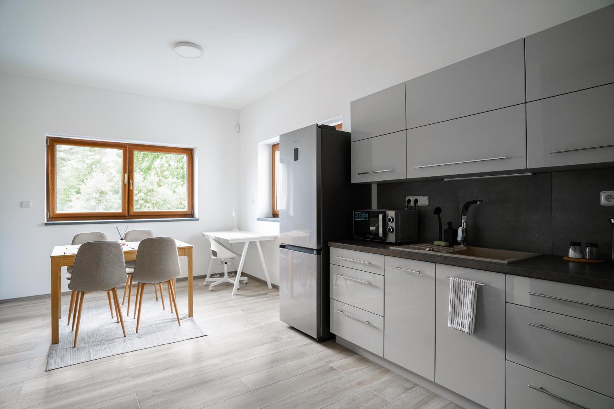 The Dante Villa Apartments Прага Экстерьер фото